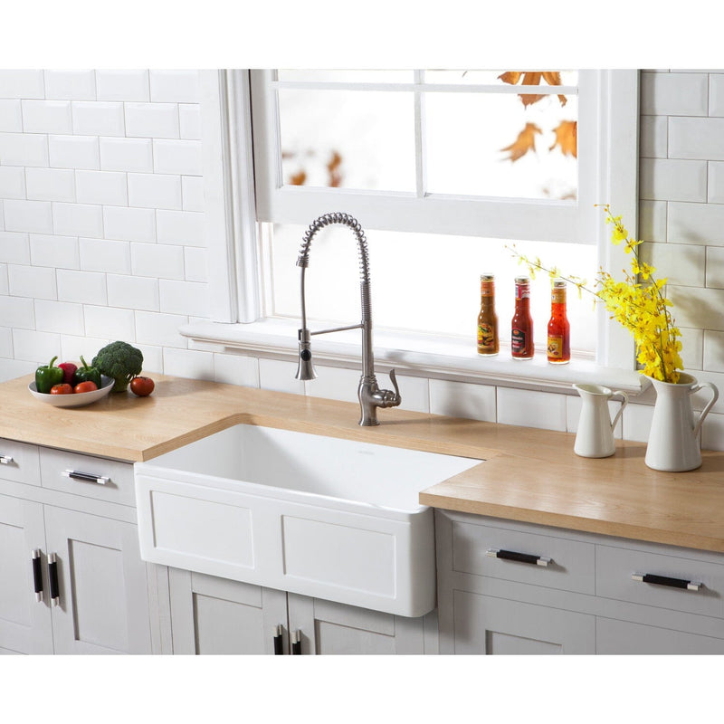 Arcticstone 33-Inch Solid Surface White Stone Apron-Front Single Bowl Farmhouse Kitchen Sink with Strainer